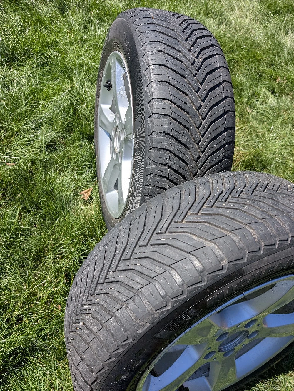 Jante set 4 Mercedes w203 R16 2 latimi 7J ET 31/  8J ET 32 + anvelope mixte M+S 205/55 și 225/50 R16