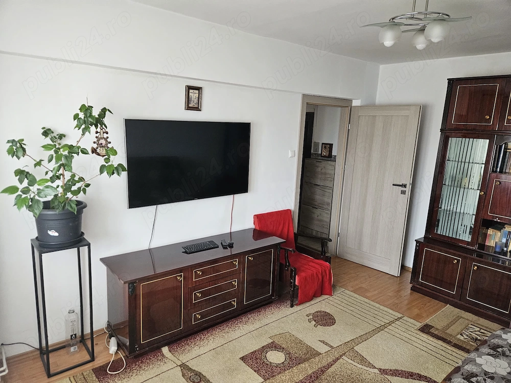 Vand apartament decomandat pe str Nicolae Iorga