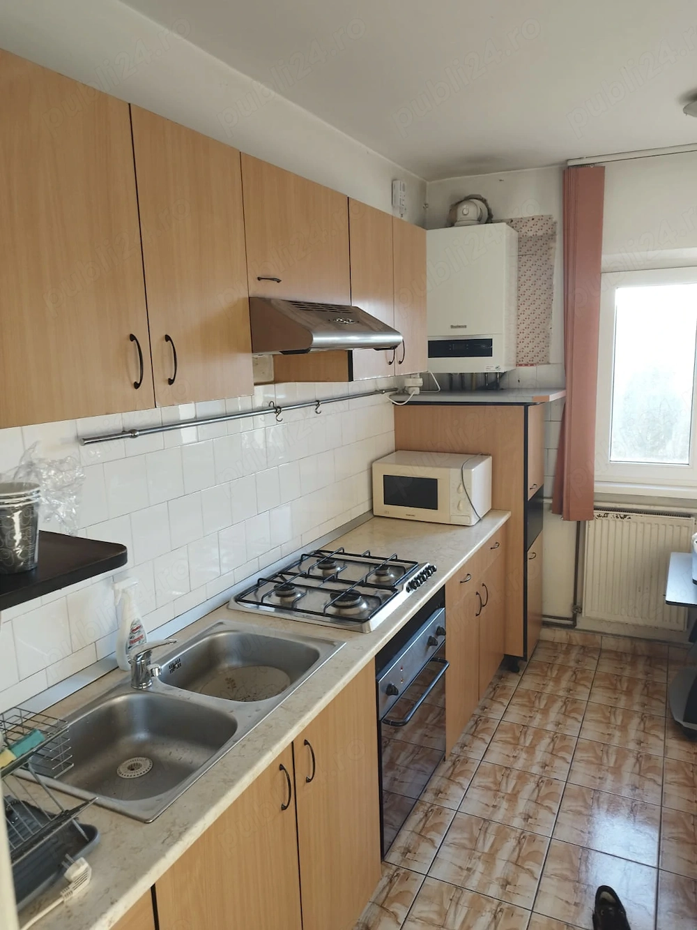 Apartament 3 camere decomandat cu loc de parcare si garaj, zona Kaufland Marasti