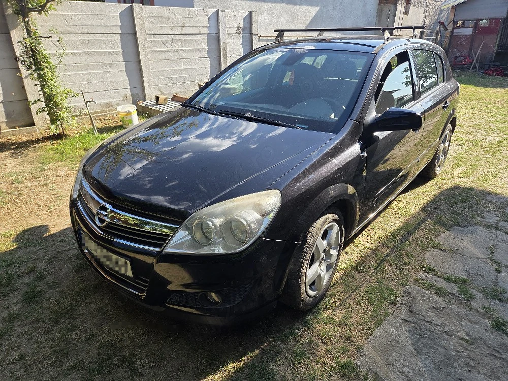 Vand Opel Astra H, 2007, 1.6, BenzinaVând mașina Opel Astra H din anul 2007, motor 1.6, benzina, pre