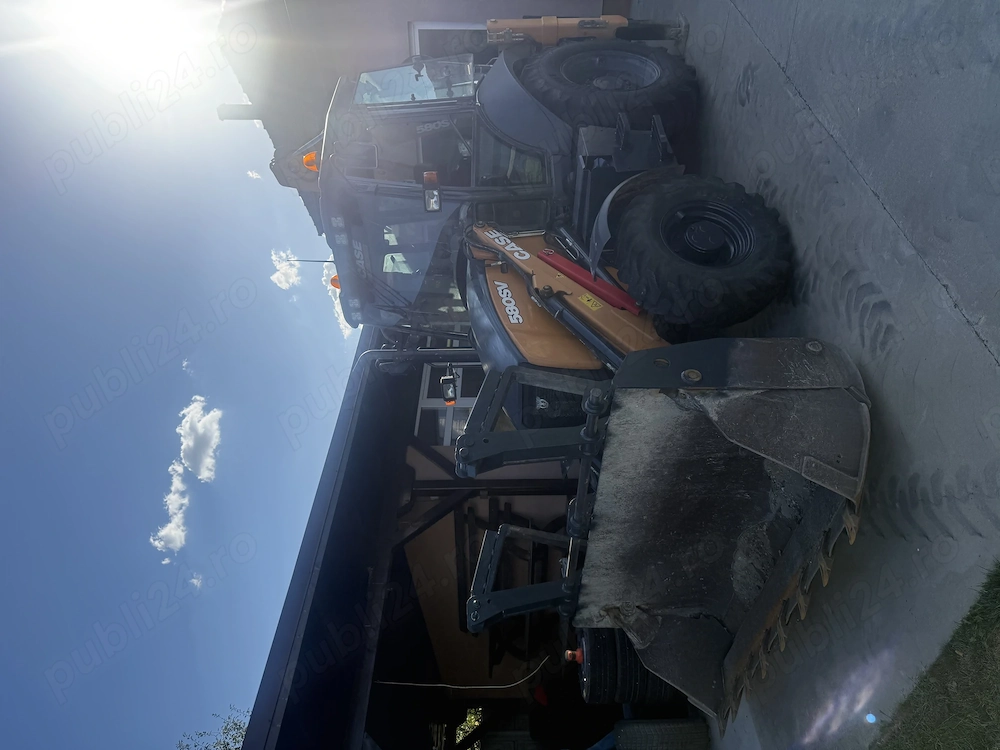 Buldoexcavator Case 580SV 2022 (primul proprietar)