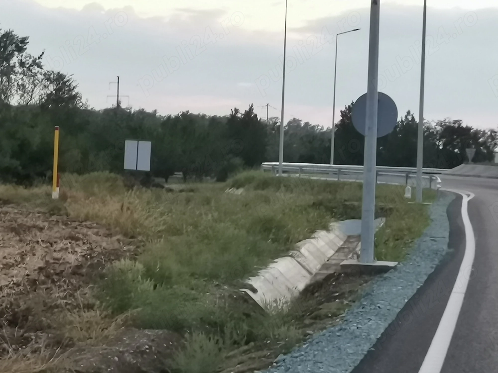 Teren intravilan str. Macaralei, Branesti