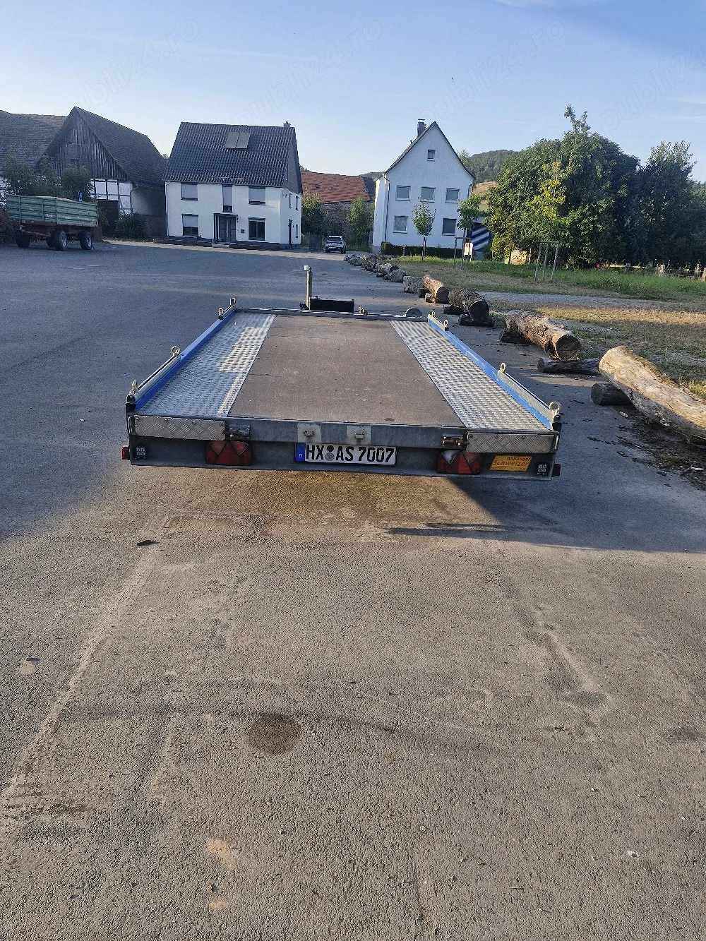vând platformă 3 tone