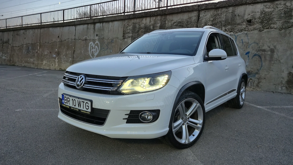 VW Tiguan R-Line 4Motion 