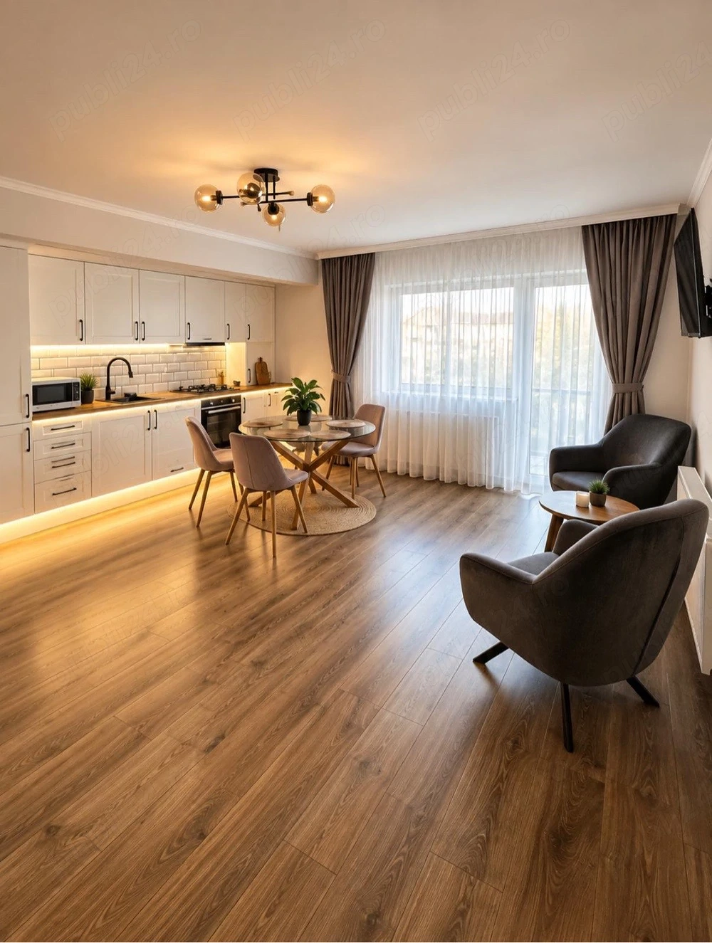 Inchiriez Apartament in Regim Hotelier