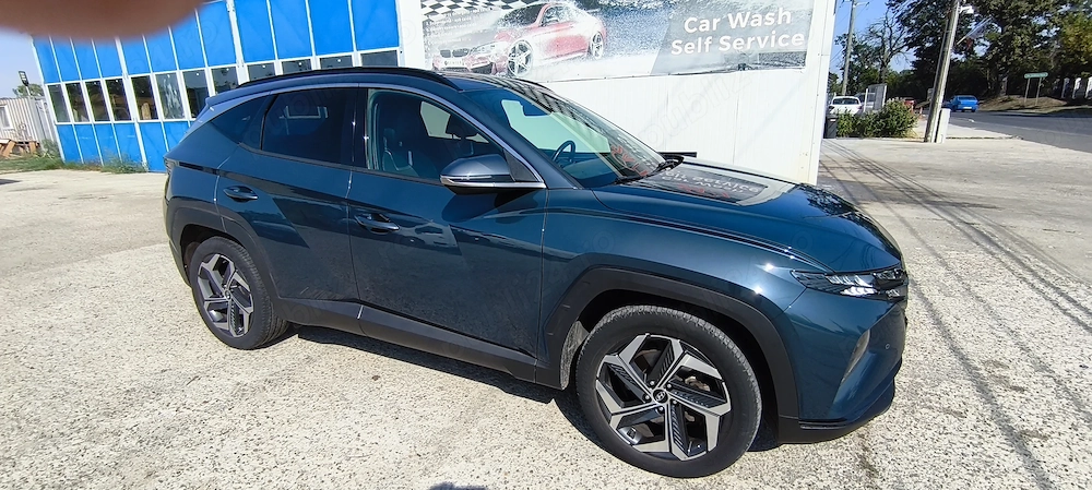 Vand  Hyundai Tucson 1,6T-GDI 230 CP Hybrid 4wd 6at Premium din 2 km