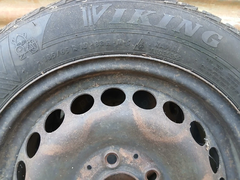 Vănd sau schimb roti 5x112 R15 Mercedes.