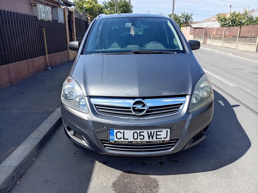 Vând Opel Zafira b 1.7 ecoflex an 29 09 2011