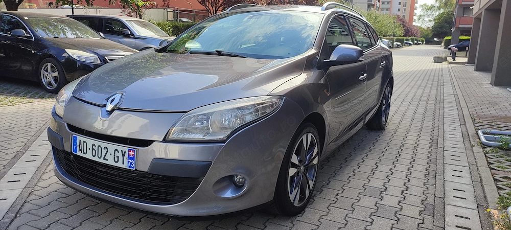 RENAULT Megane