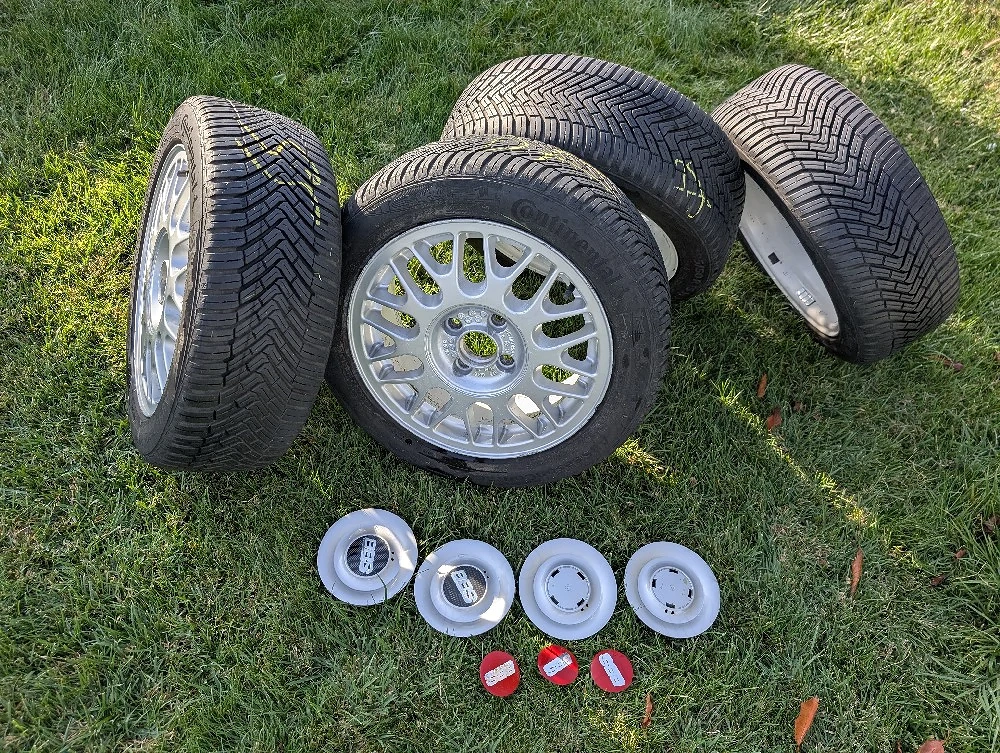 Jante set 4 BBS 4x100 + anvelope mixte M+S 195/50 R15, originale Volkswagen 1HO 601 025