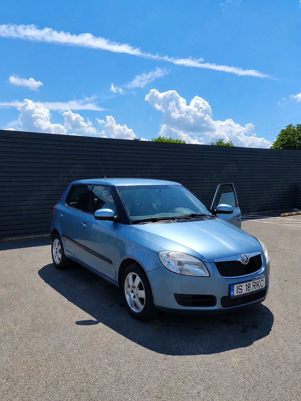 Vând Skoda Fabia 2 2009