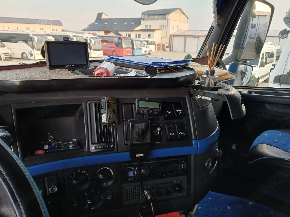 Ansamblu cap tractor volvo si semiremorca schimtz 52 metri cubi 