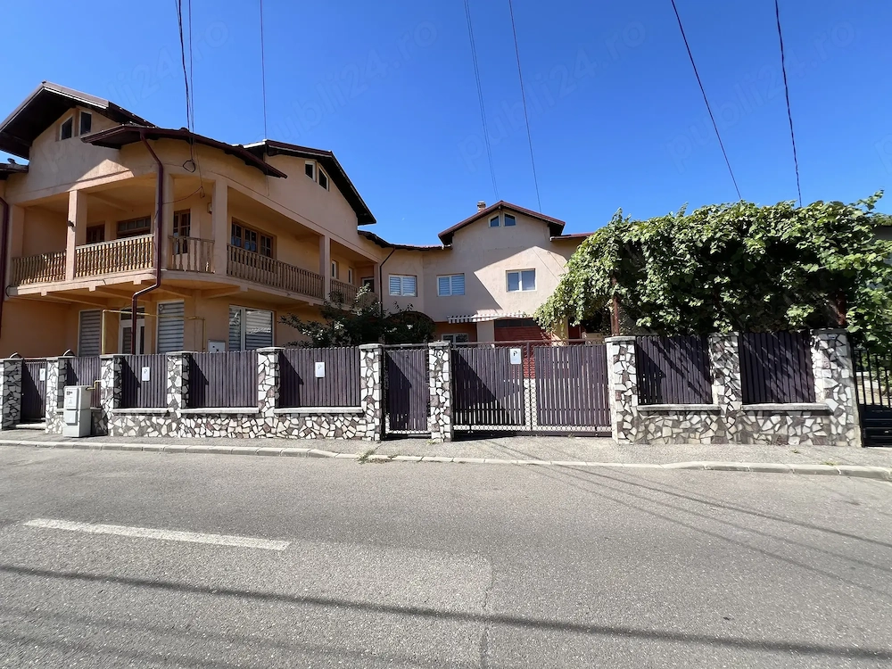 Vând casă individuală S+P+1E+POD   400 mp utili | Teren 377 MP | Zona parc MIHAI VITEAZUL