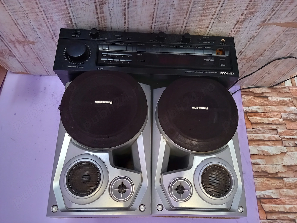 Amplificator plus boxe Panasonic se aud foarte bine 