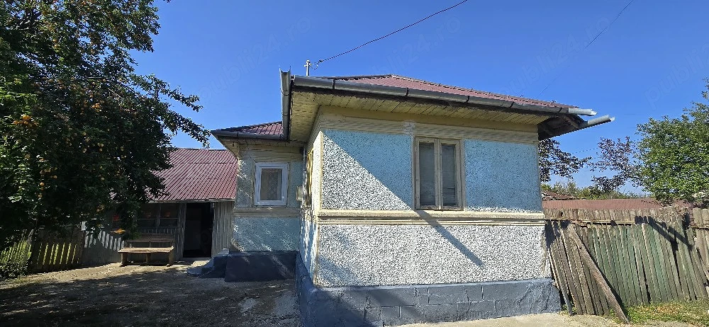 Vânzare casa bătrâneasca Clondiru, BZ