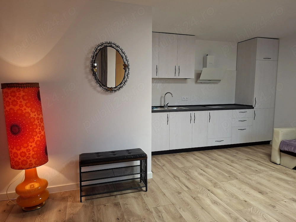 Inchiriez Apart 2 camere, complet renovat, zona Piata Cibin