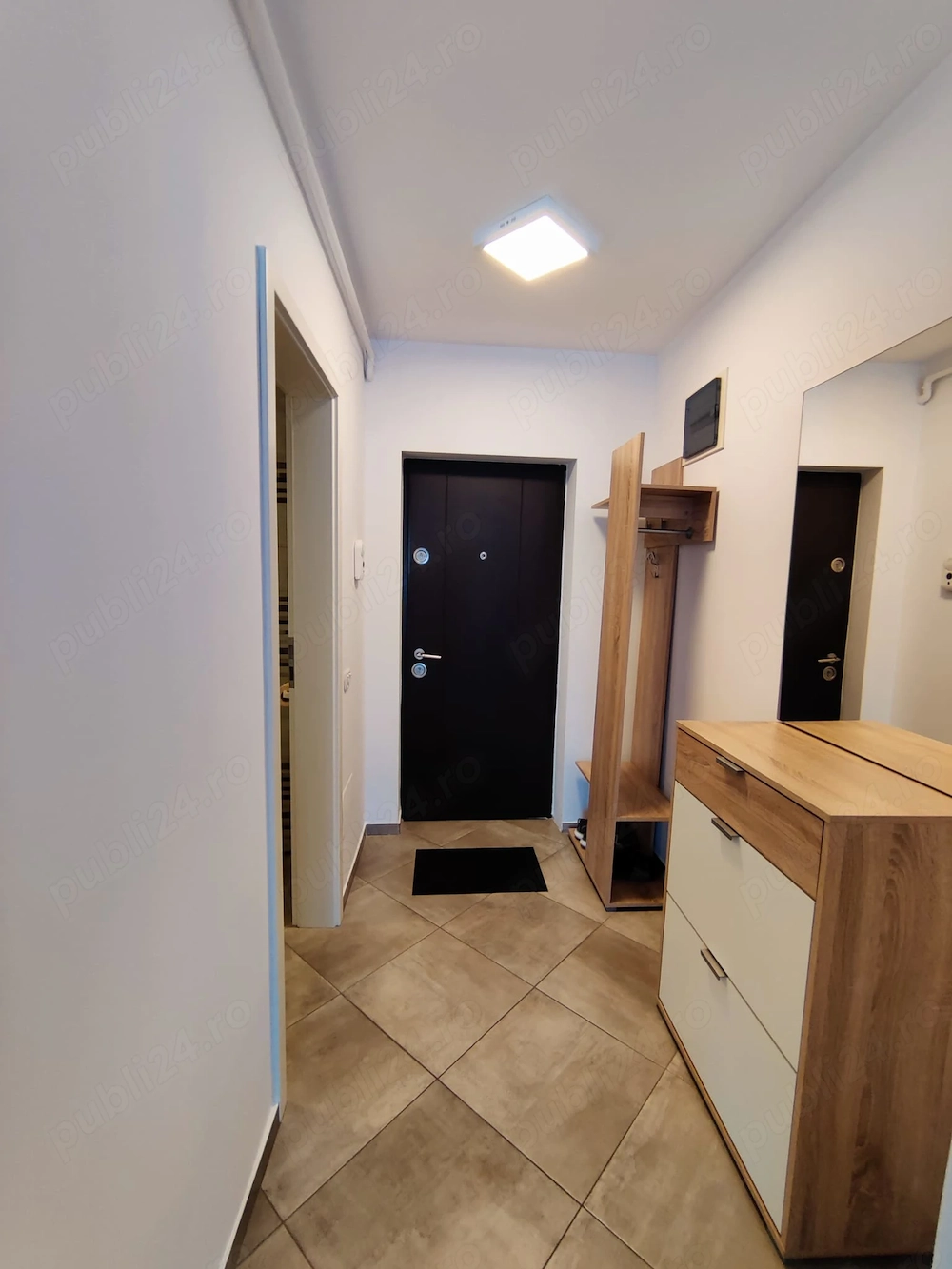 Proprietar închiriez apartament 2 camere.