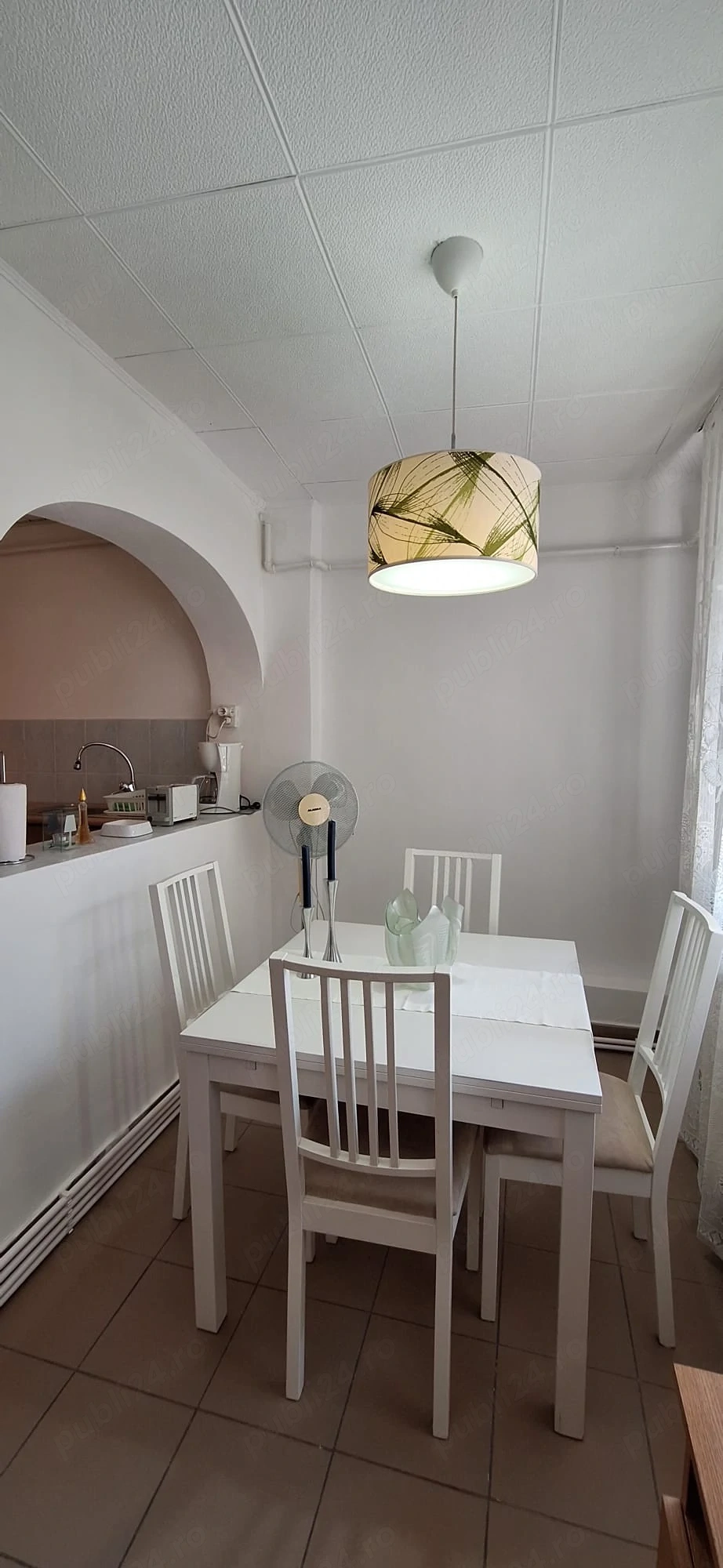 Închiriere casa la curte zona Alexandriei,2 cam ,centrala termica,1 bucatarie,1 baie,complet mobilat