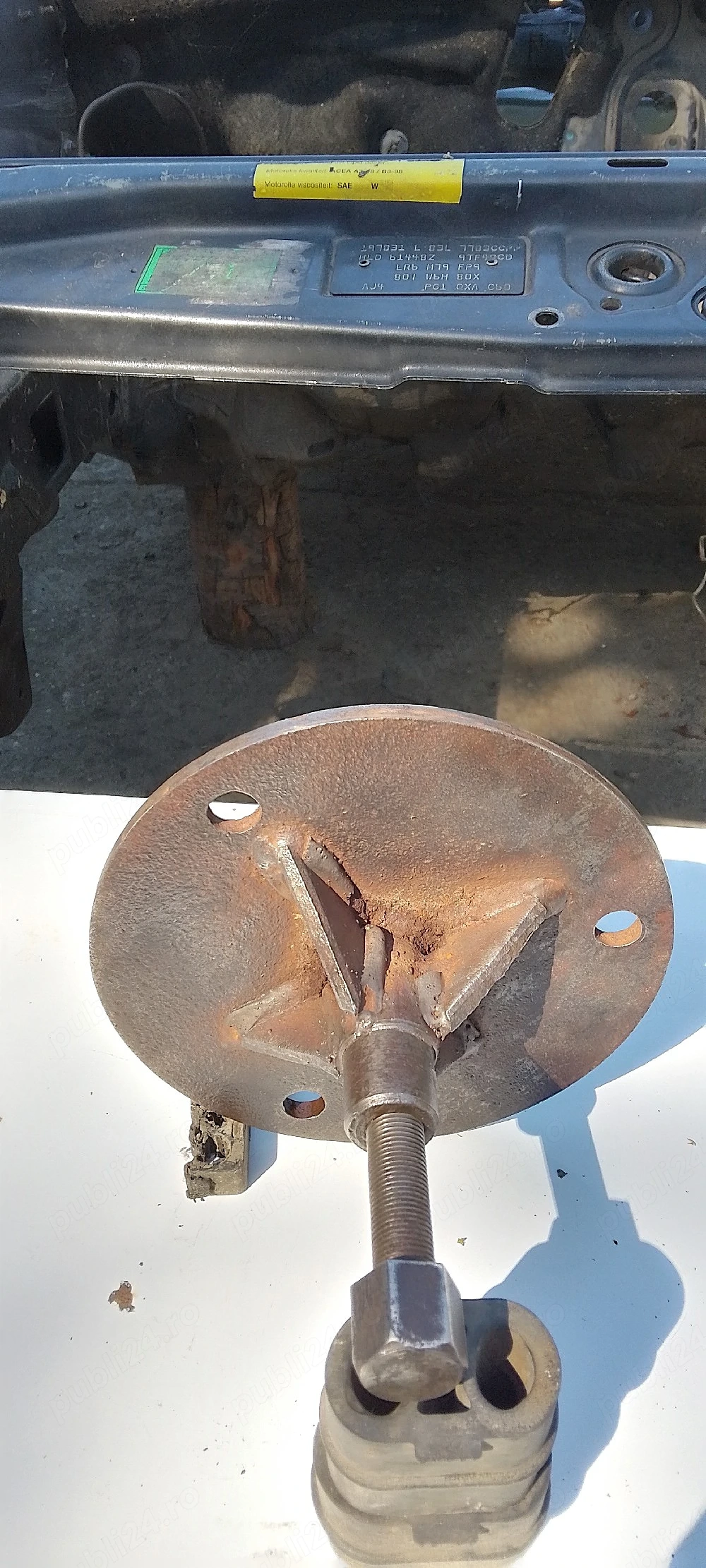 Presă Extractor Butuc / Planetară Dacia Clasic 