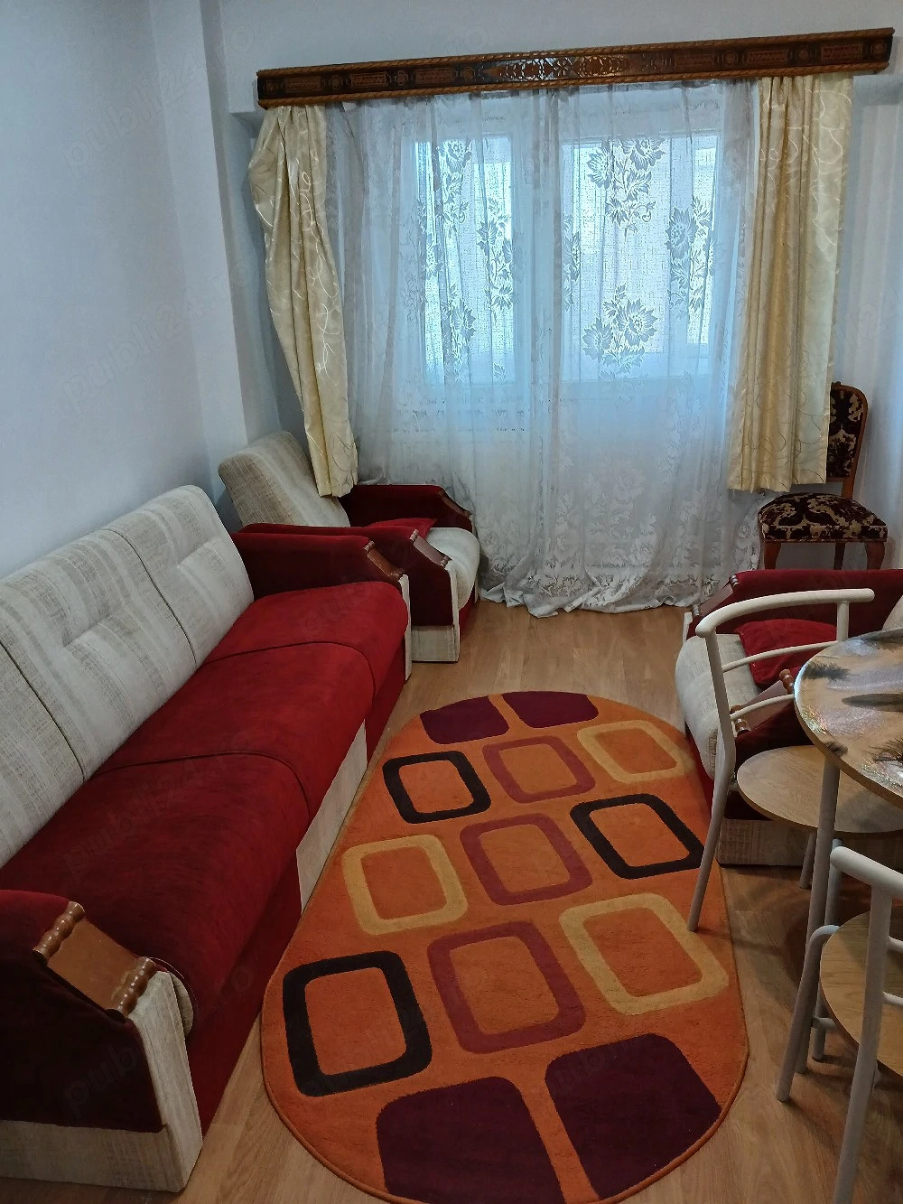 închiriere garsoniera 