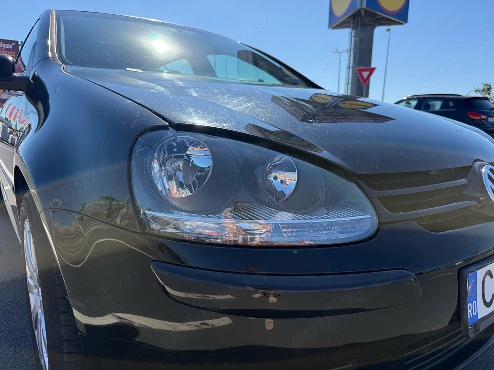 Vand golf 5, an fabricatie 2008, motorizare 1.4 benzina, motor aspirat.
