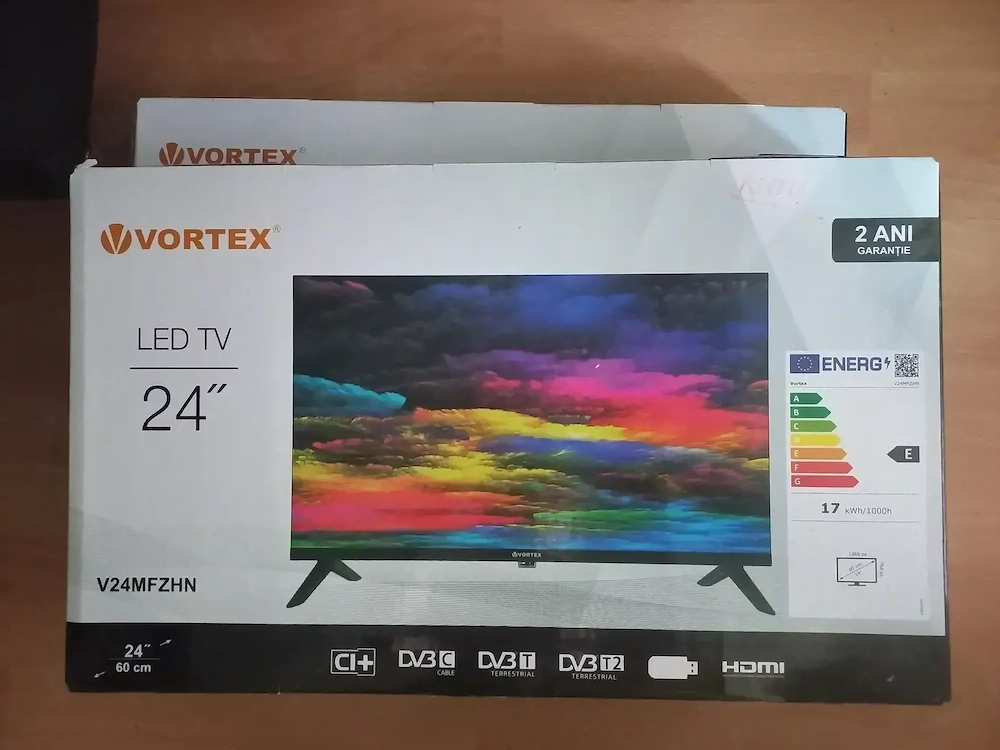 Vând 4 televizoare sigilate