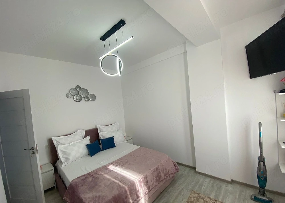 Inchiriez apartament 