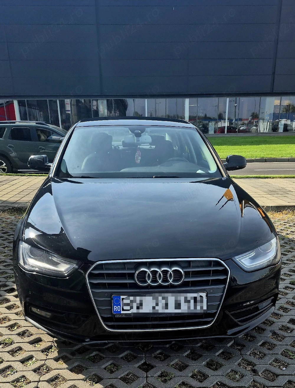 Audi A4 Limousine