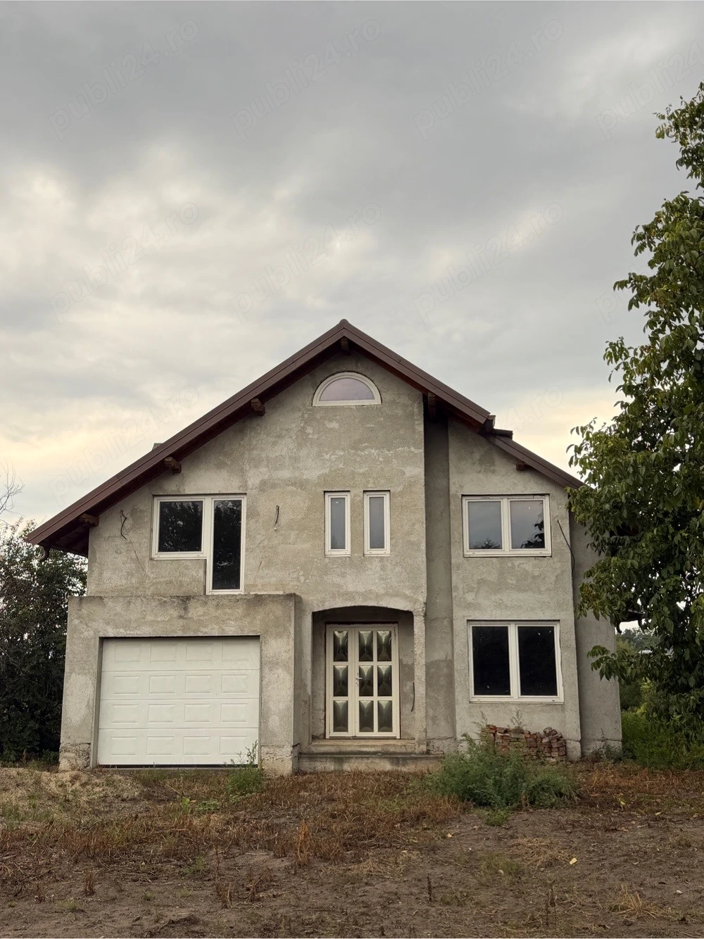 Casă de vanzare   Stroiești - Suceava   
