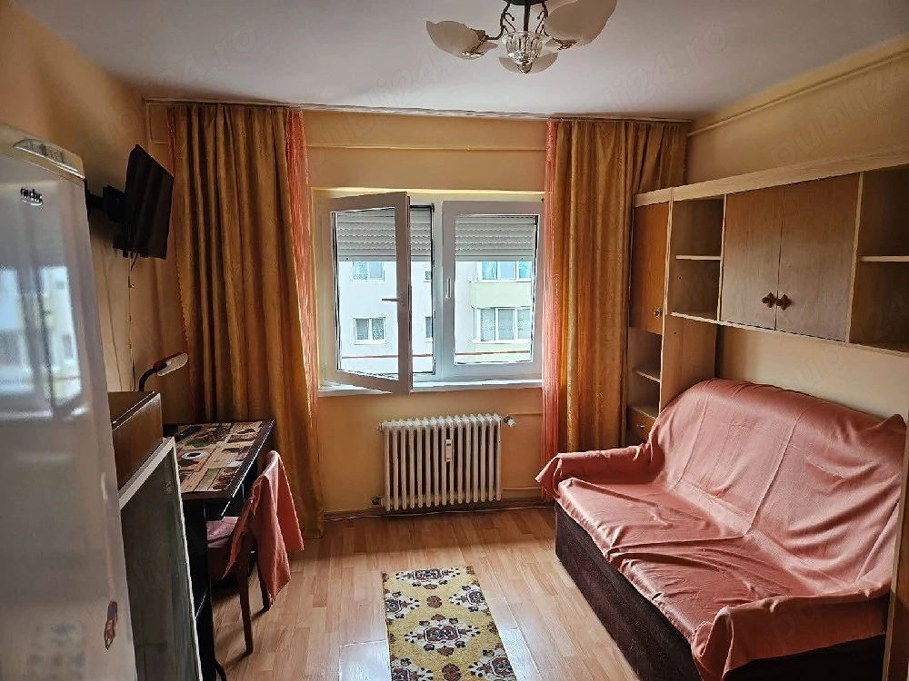 Chirie garsoniera Oradea, str Cazaban, Iosia 170E