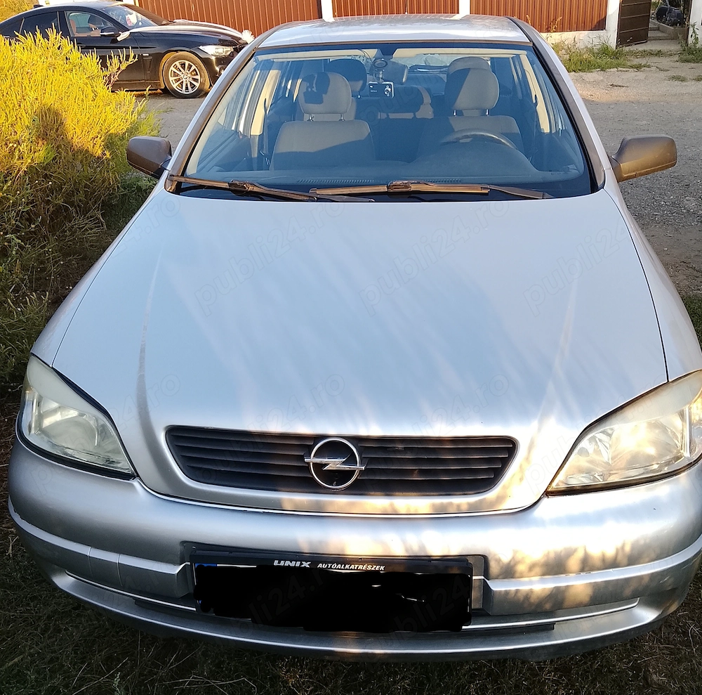 Vand Opel Astra G 1,4 benzina.
