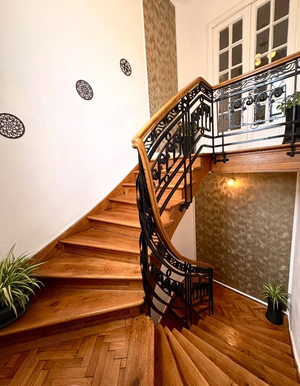 Apartament 4 camere în vila Unirii-Universitate 