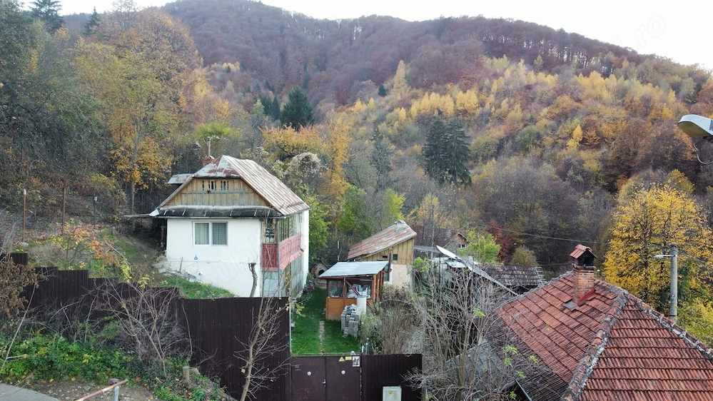 Vind proprietate schei Brașov toate utilități apa,lumina,gaz,canalizare 385 m loc parcare