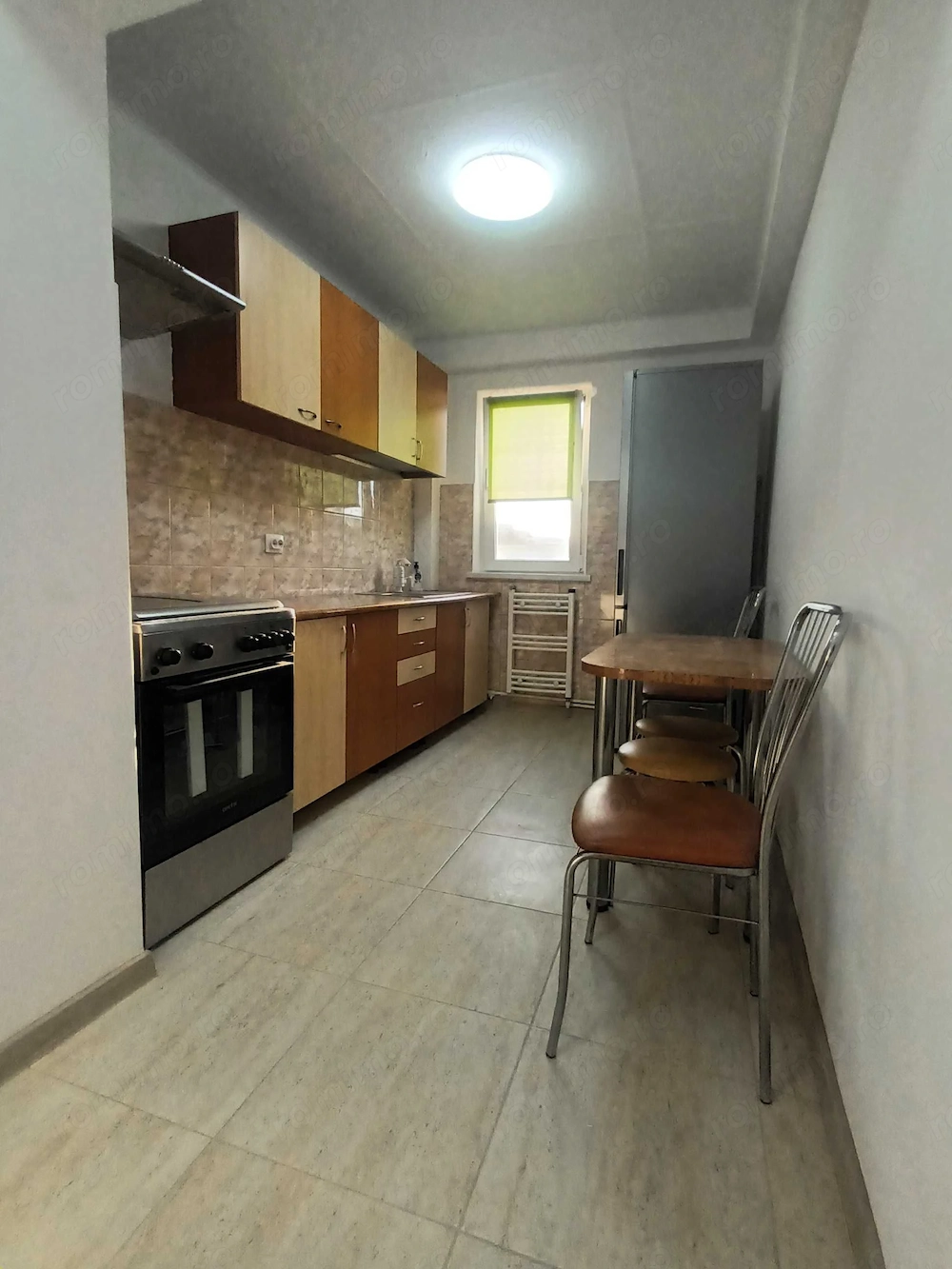 Închiriez apartament 2 camere
