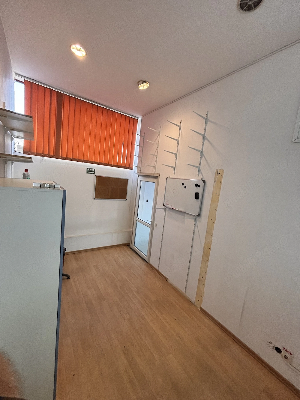 Închiriez spațiu comercial   depozit   showroom 270 mp   str. Fabricii de Zahar   2.200   lună