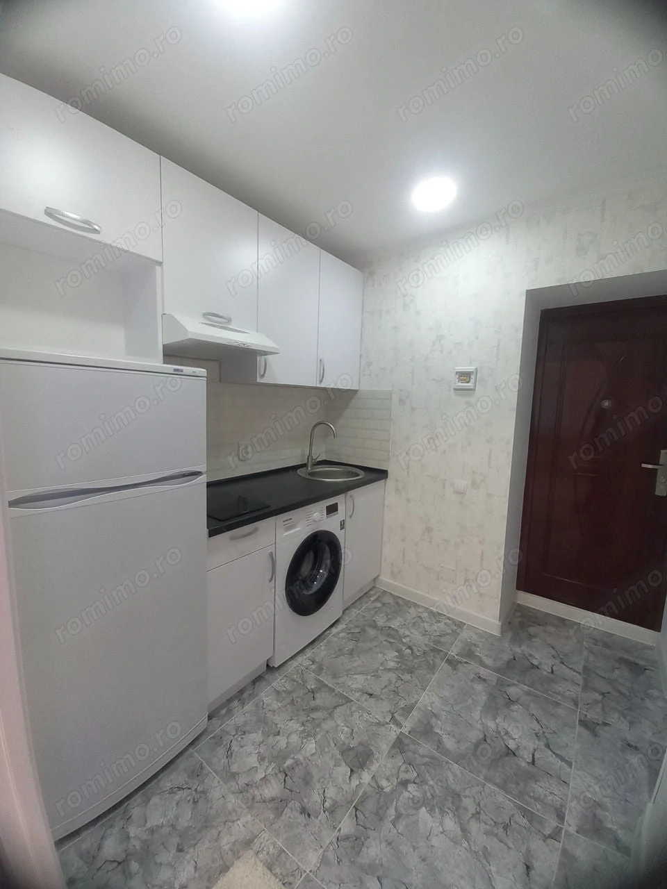 Oferim spre inchiriere garsoniera in Drumul Taberei