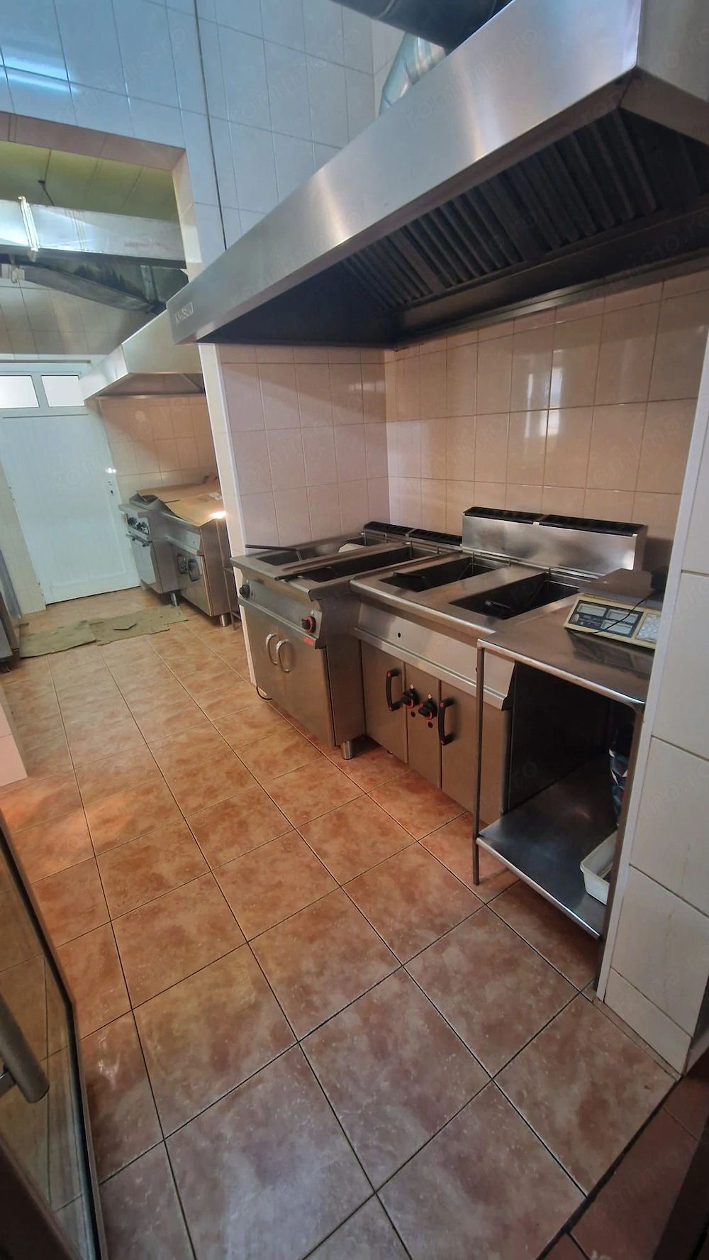 Fast-food  cu profit garantat  sector 2