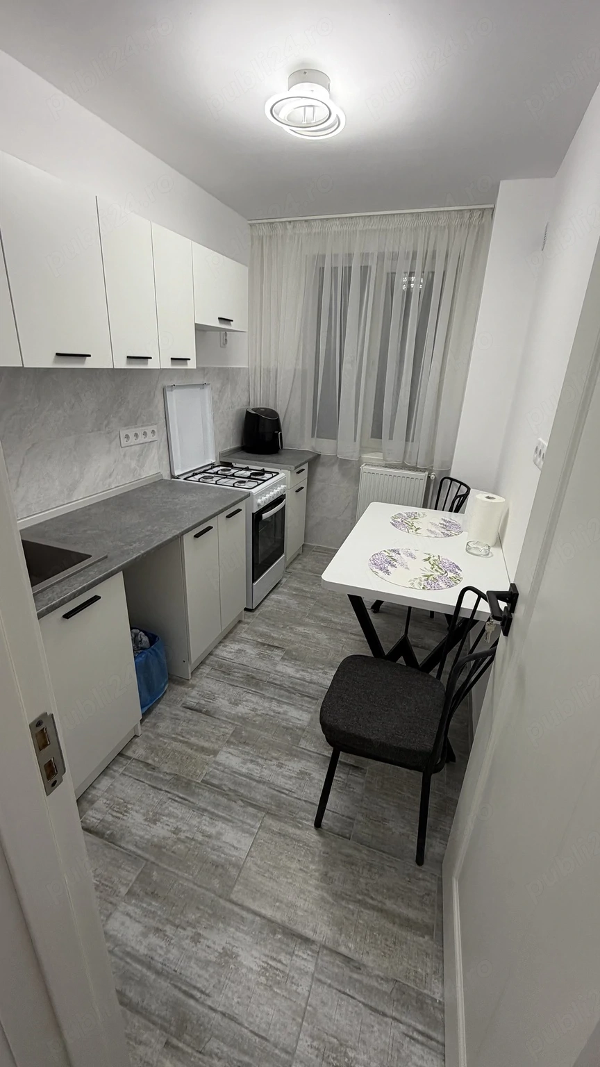 Direct proprietar | 2 camere renovat integral | 3 min metrou Constantin Brâncuși