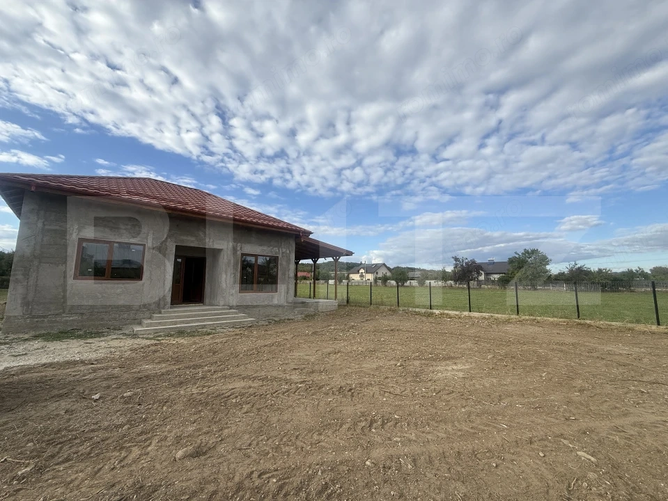 Casă P+pod, teren 580 mp, Vulcana-Pandele – construcție nouă