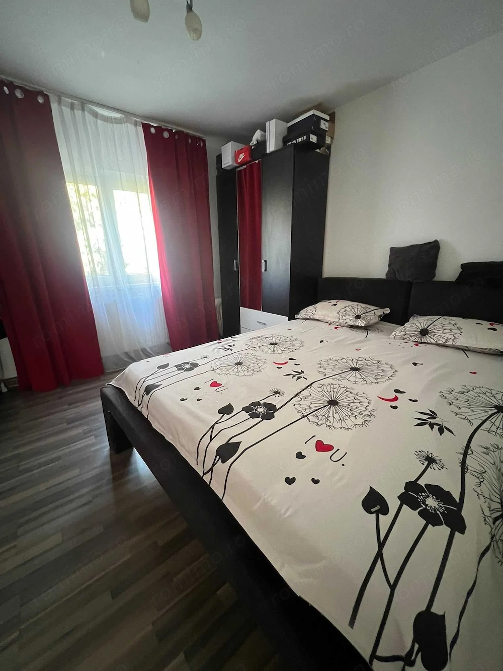 Inchiriez apartament - zona Bucovina