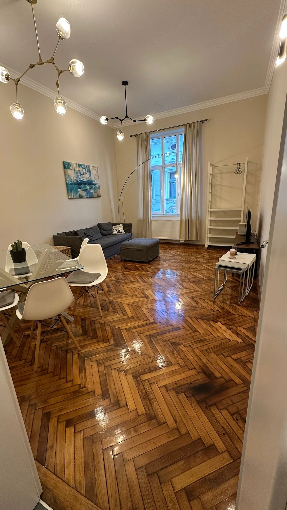 Inchiriez apt 2 camere Ultracentral