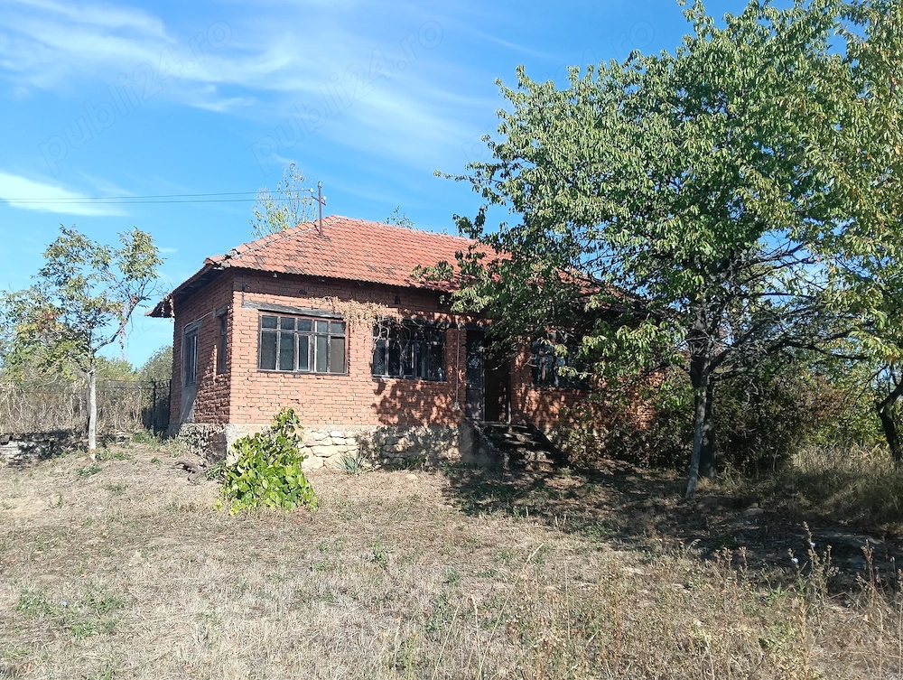 Vând casă în localitatea Târnava 