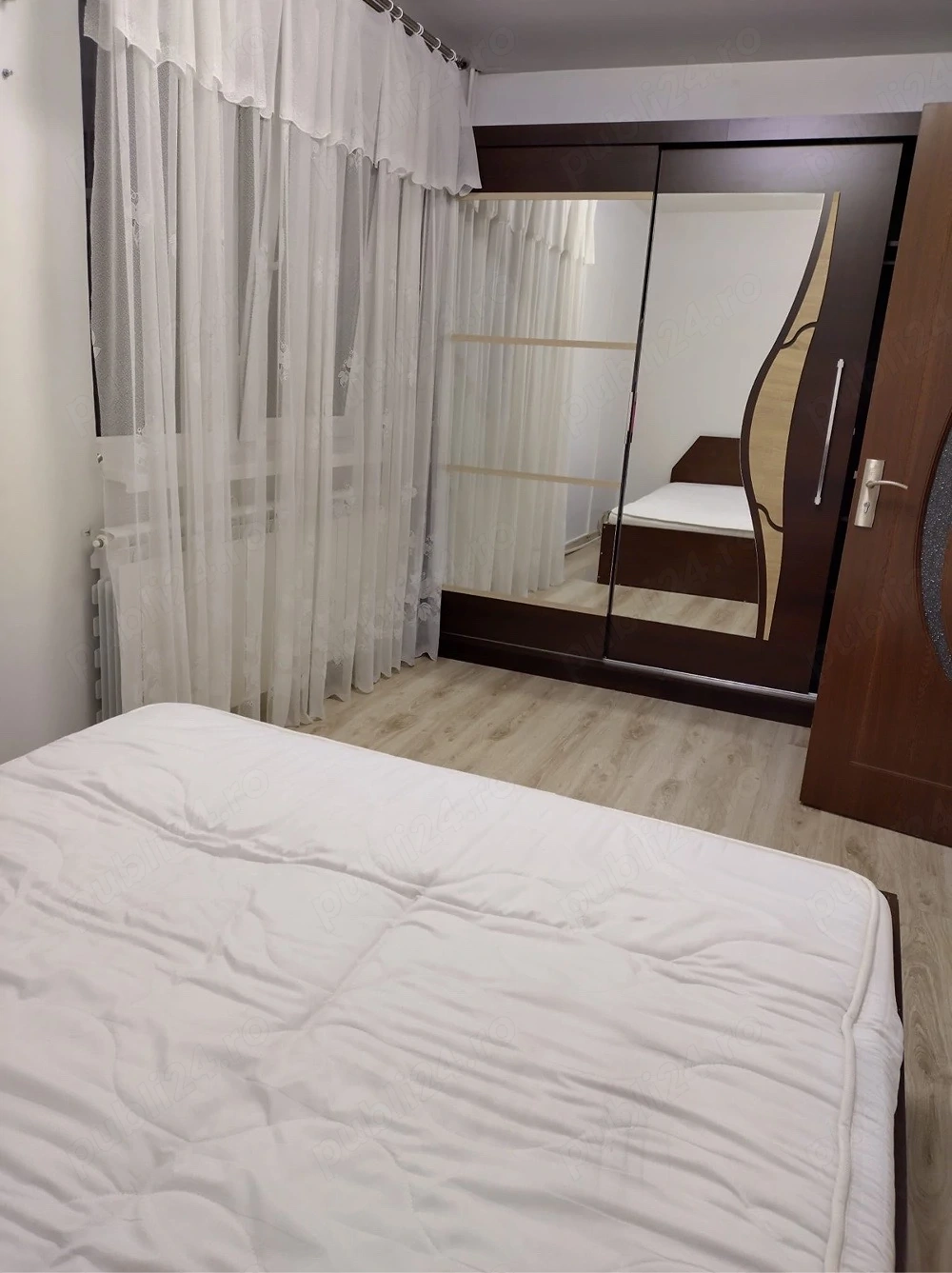 Vand apartament 3 camere Craiova