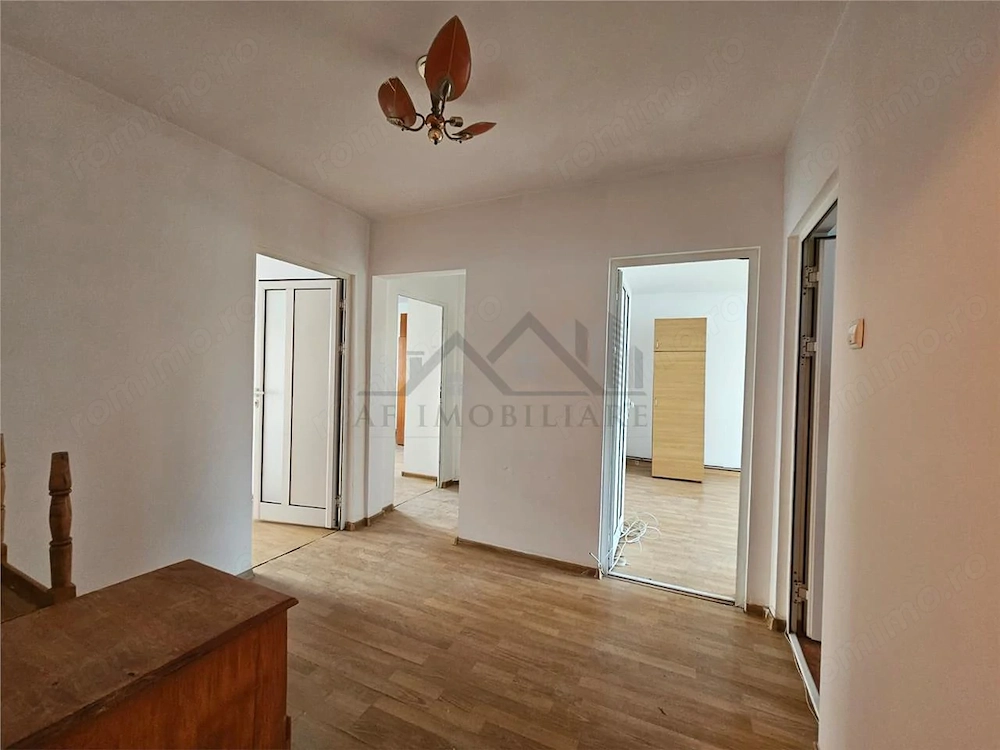 Apartament 3 camere Dacia