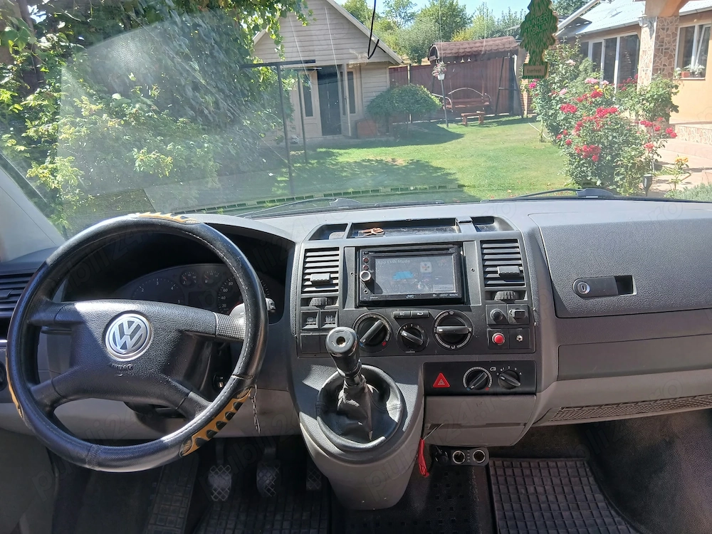 Vând mașina Volkswagen T5 lung Tg Neamț 