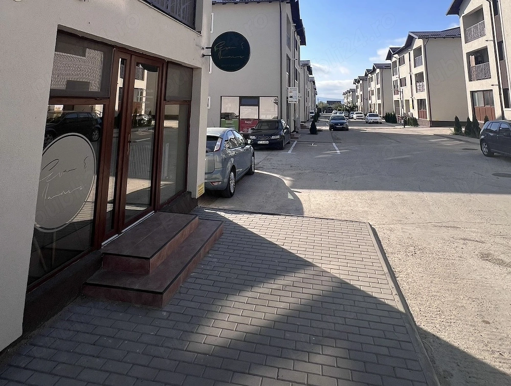 Proprietar vând spațiu comercial luncă cetatuii