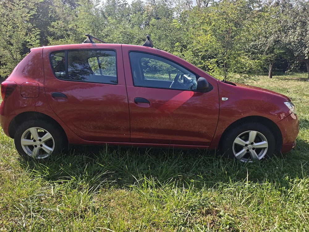 Vând Dacia Sandero
