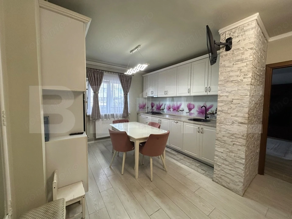 Apartament cu 2 camere, loc de parcare, Plopilor