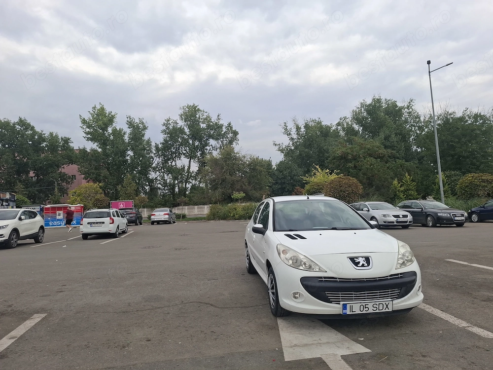PEUGEOT 206