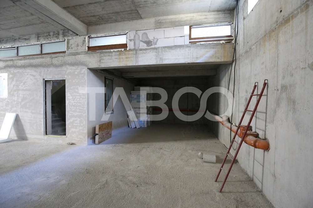 Spatiu comercial nou de inchiriat 270mp zona centrala Sibiu